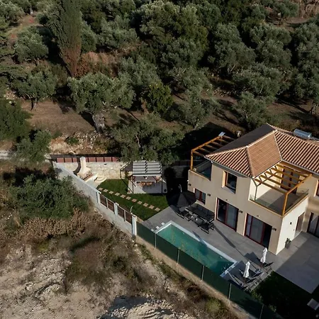 Adelda Villa